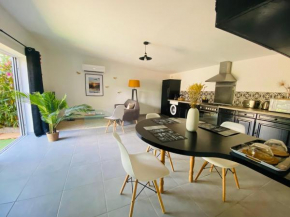 Maison de 55M2 individuelle avec jacuzzi en plein coeur de Porto-Vecchio